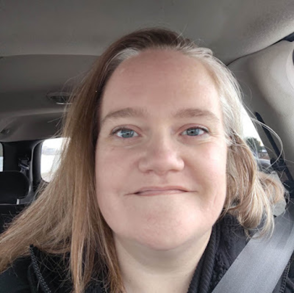 Meet your Posher, Pamela